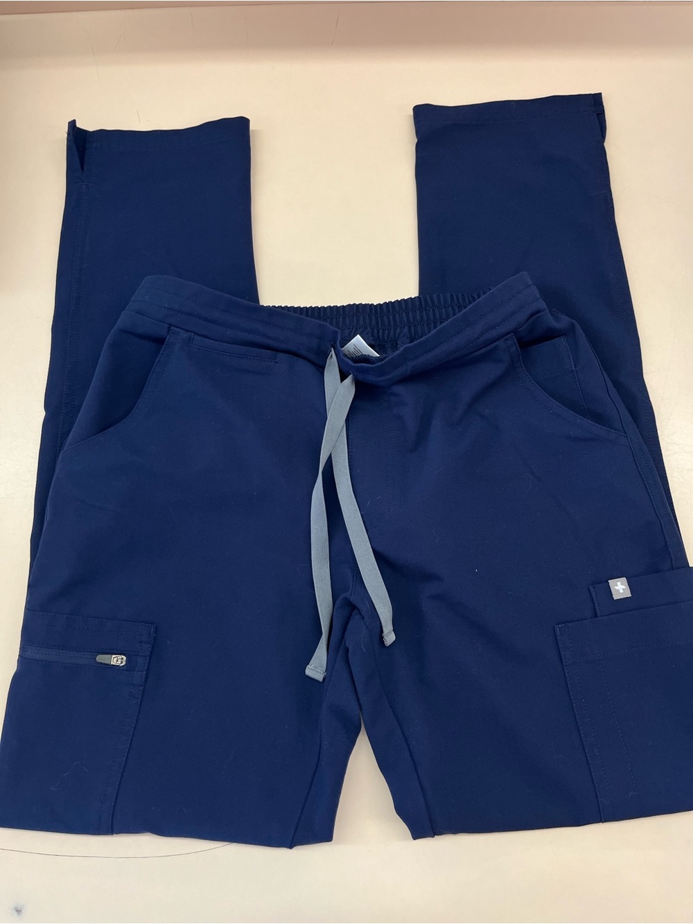 FIGS Scrub Set XS Navy Blue - Picture 4 of 10